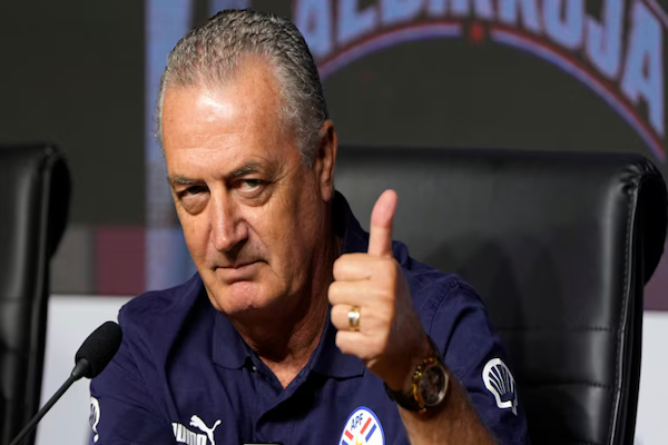 Mundial 2026: Alfaro convocó a 14 argentinos en la prelista de Paraguay