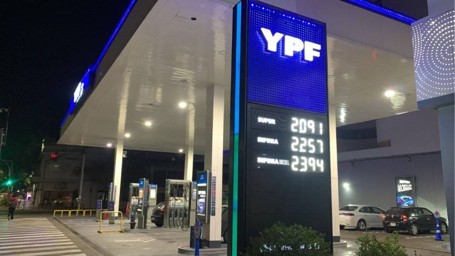 Las estaciones de YPF cierran la semana con un nuevo aumento