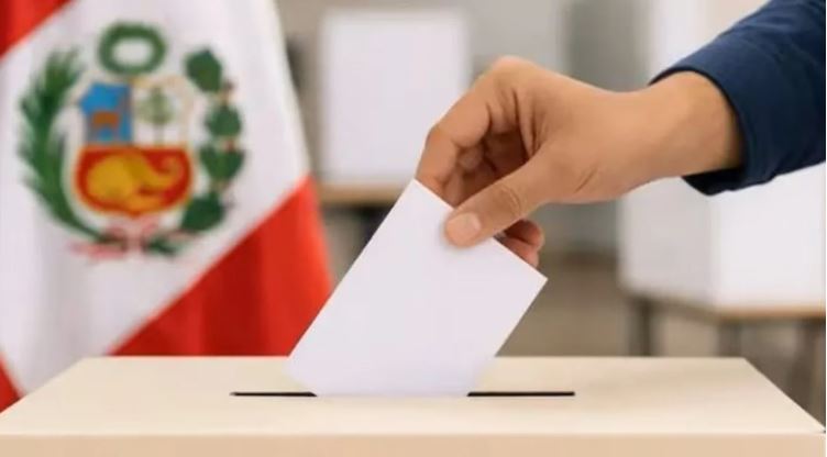 Perú: Keiko Fujimori y Roberto Sánchez disputarán la segunda vuelta