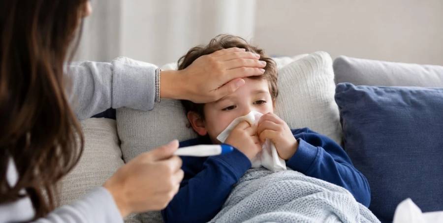 Influenza A: crecen los casos y pediatras piden reforzar la vacunación infantil
