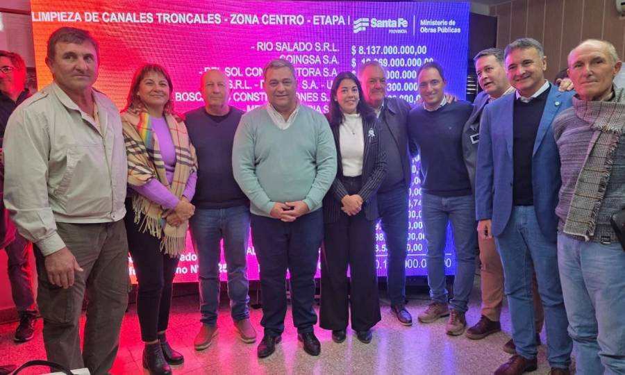 Se presentaron 18 empresas en la licitación para trabajos de limpieza canales troncales 