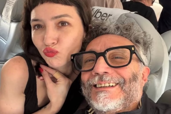 Fito Páez y Sofía Gala se dieron su primer beso en público