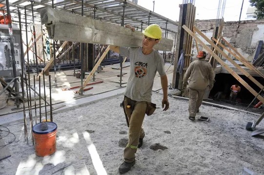 El costo de construcción subió un 2,7% en en mayo, informó el INDEC