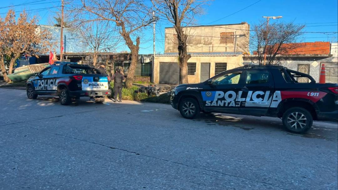 Accidente fatal en Mosconi al 1900: un hombre falleció tras un motoderrape
