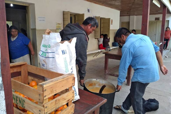 Chaco: docentes denuncian quita de fondos a comederos escolares