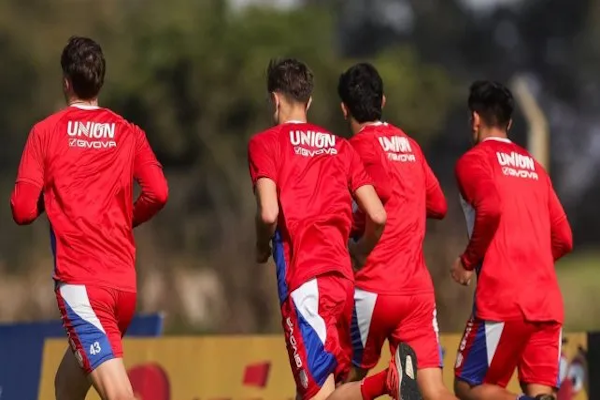 Hubo movimientos claves en el plantel de Unión