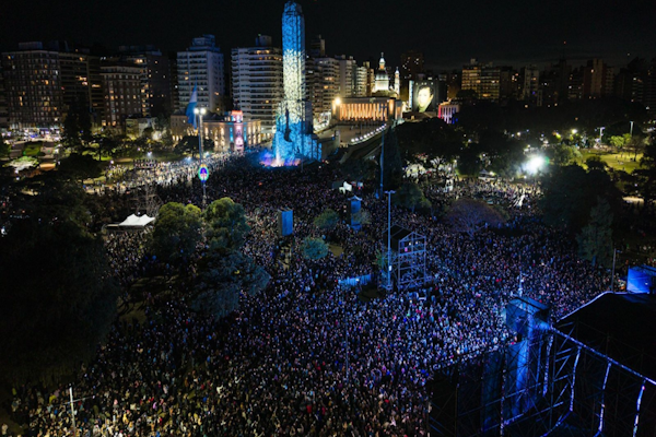 20 de Junio histórico: más de 350.000 personas celebraron el Día de la Bandera 