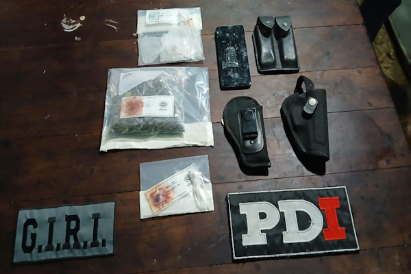 Rosario: Un aprehendido y secuestro de drogas en allanamientos por microtráfico 