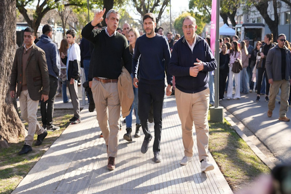 Pullaro inauguró la puesta en valor de la avenida J.J. Paso 