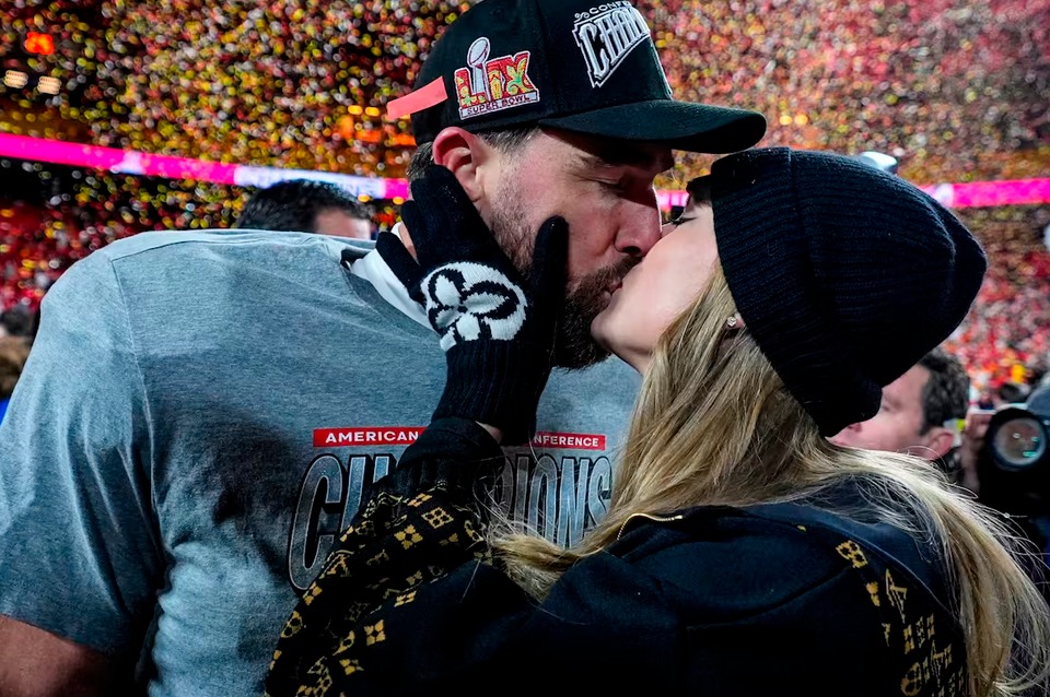 Taylor Swift y Travis Kelce están oficialmente casados