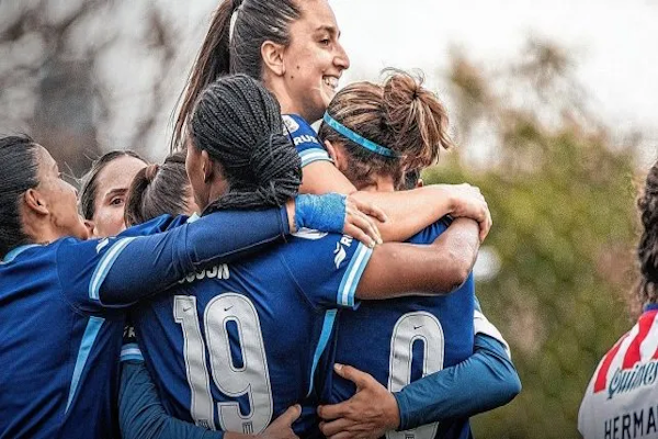 El femenino de Unión ahora perdió ante Racing y no levanta