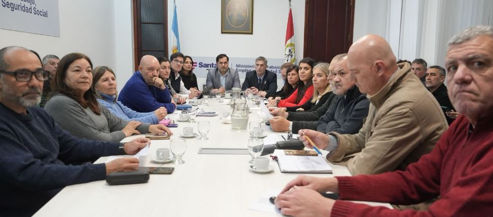 Paritaria docente: Provincia presentó una propuesta semestral con un aumento del 15 % incluyendo Fopcid y el mínimo garantizado 