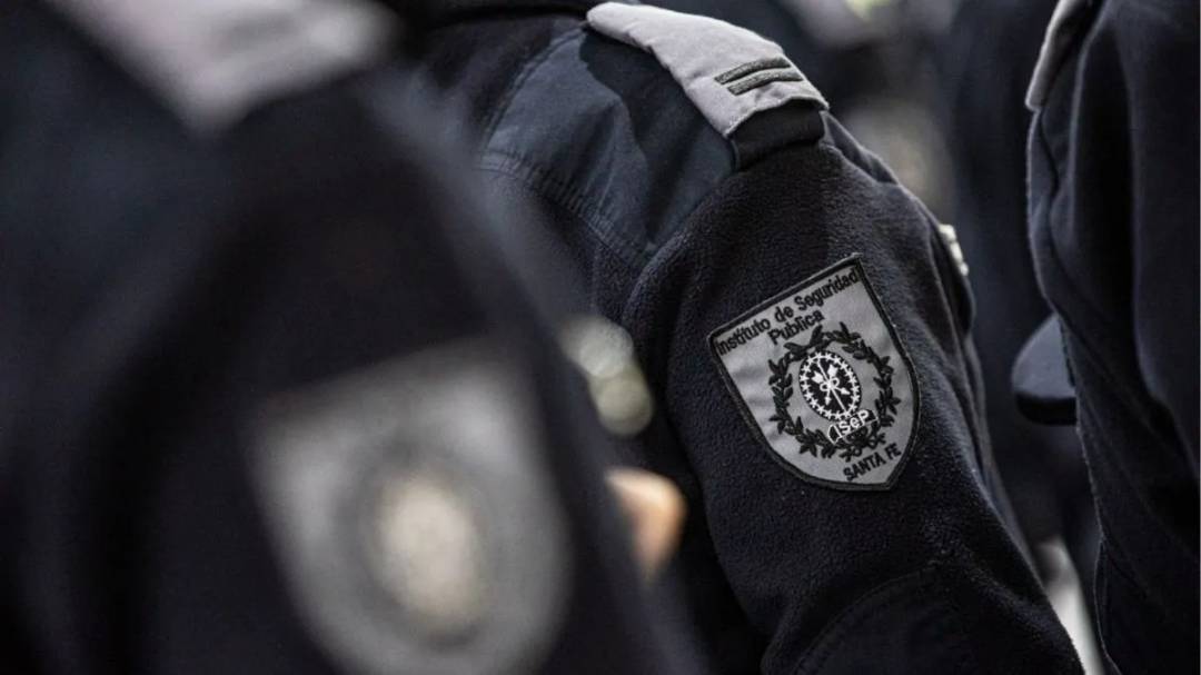 Maximiliano Pullaro firmó el ascenso de más de 2.700 efectivos de la Policía 