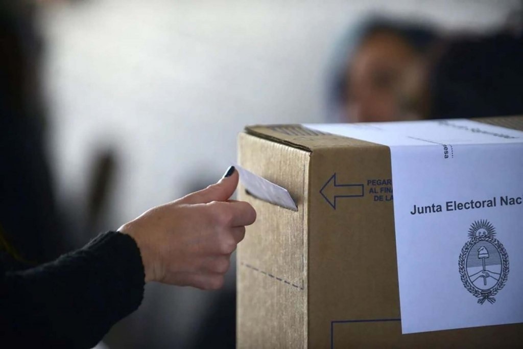 Elecciones 2027: qué provincias desdoblan y cuáles tienen fecha confirmada