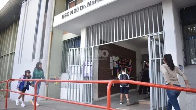 Todas las escuelas de la Provincia de Santa Fe estarán abiertas con normalidad este lunes