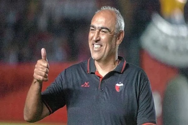 Iván Delfino inicia una nueva chance como entrenador de Colón