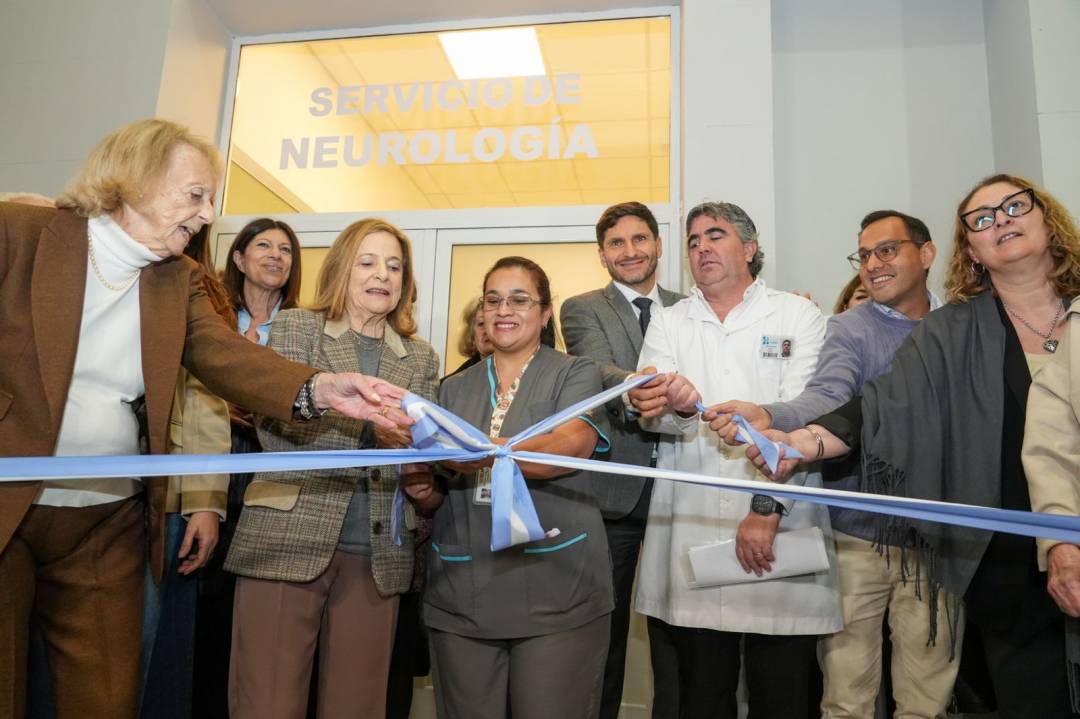 Pullaro: “En Santa Fe estamos orgullosos de nuestros equipos de salud”