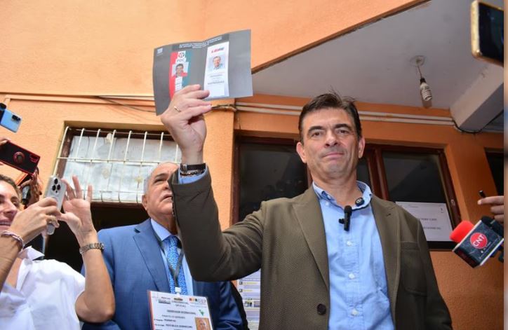 Bolivia: reducción de Gabinete y asunción de dos nuevos ministros