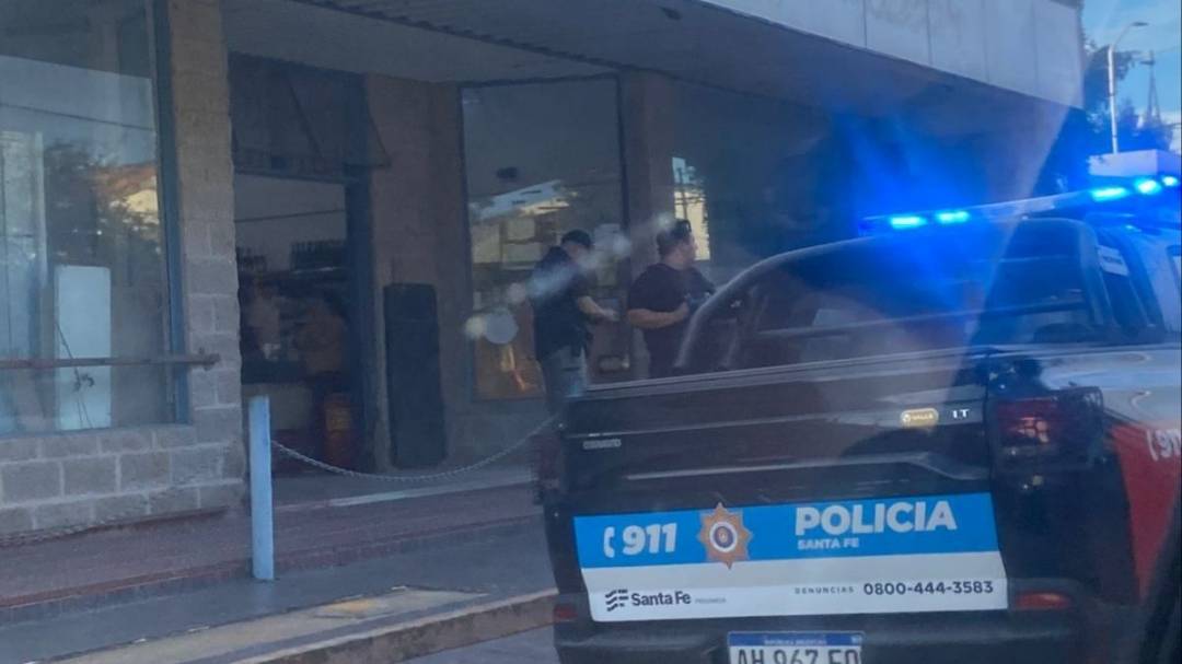 Condenaron por ciberacoso a la empleada de un super chino de Helvecia