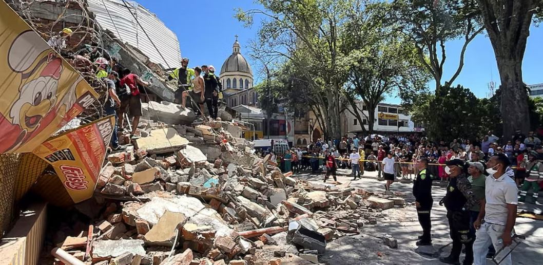 Hay al menos 111 muertos y más de 80 heridos por el terremoto en Colombia: el presidente De La Espriella declaró desastre nacional