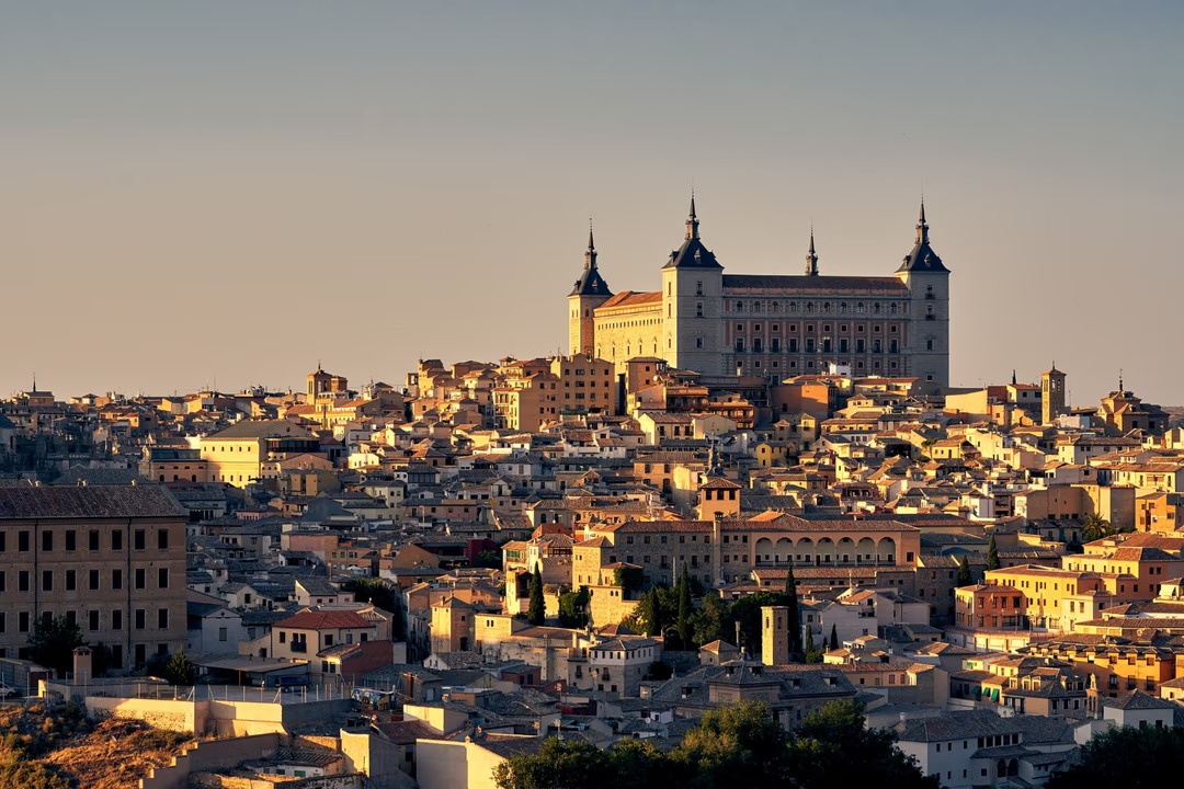 España: sismo de magnitud 4,7 en Granada obliga a desalojar parte de la Alhambra