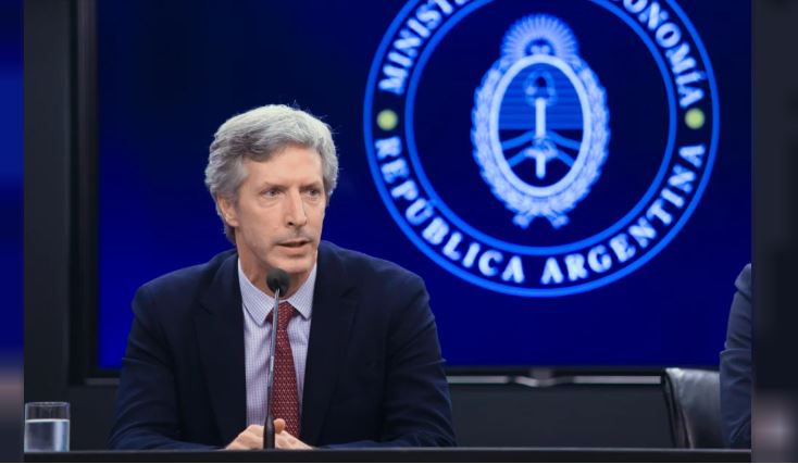 El presidente de Banco Central dice que no esperan un “boom” de créditos en dólares a empresas