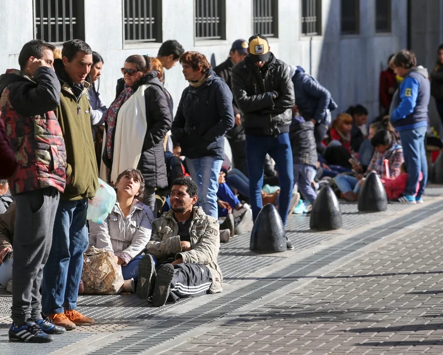 La UCA reveló el problema laboral de los jóvenes: 7 de cada 10 no trabajan o lo hacen informalmente