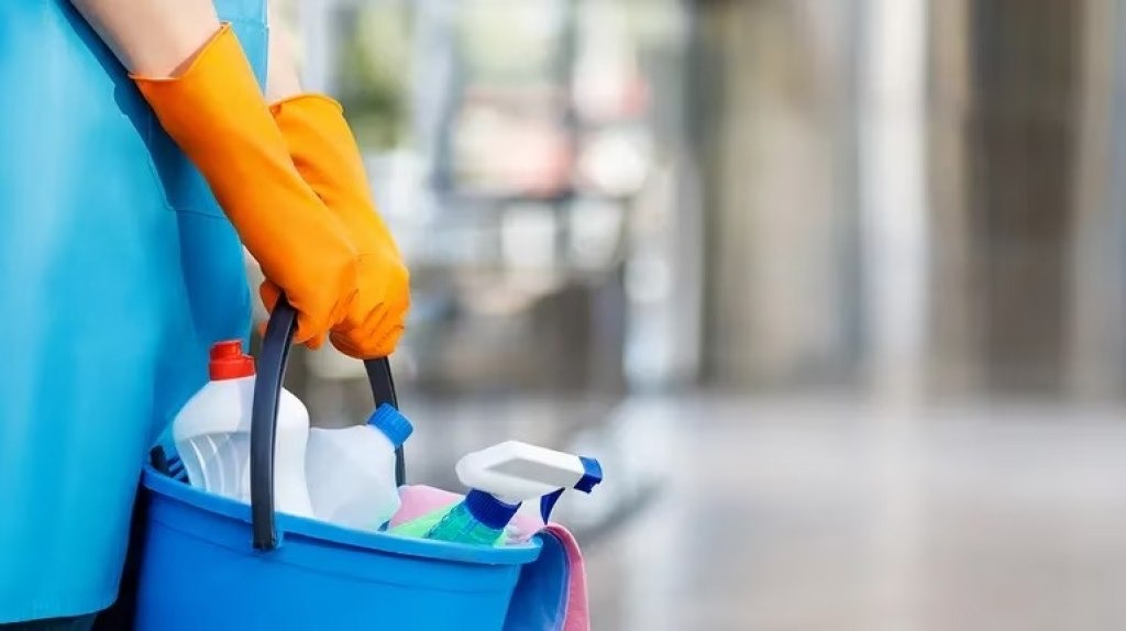 Aumento para empleadas domésticas: cuánto cobrarán por hora y por mes hasta diciembre