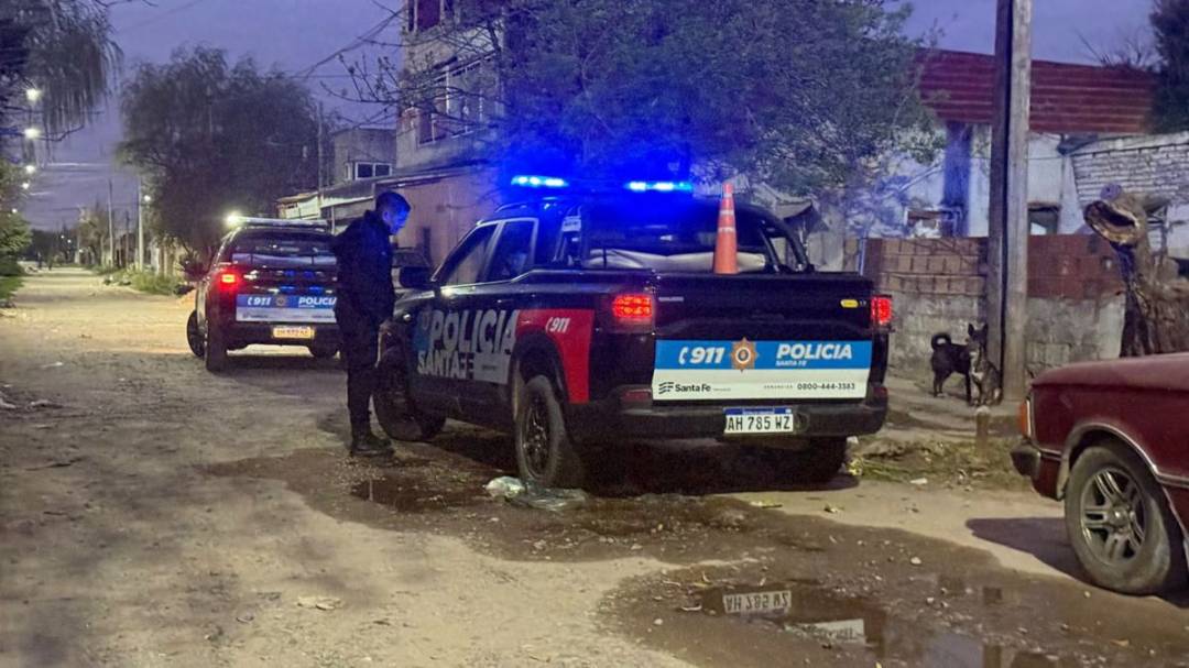 Investigan un incendio en el que resultó gravemente lesionada una mujer