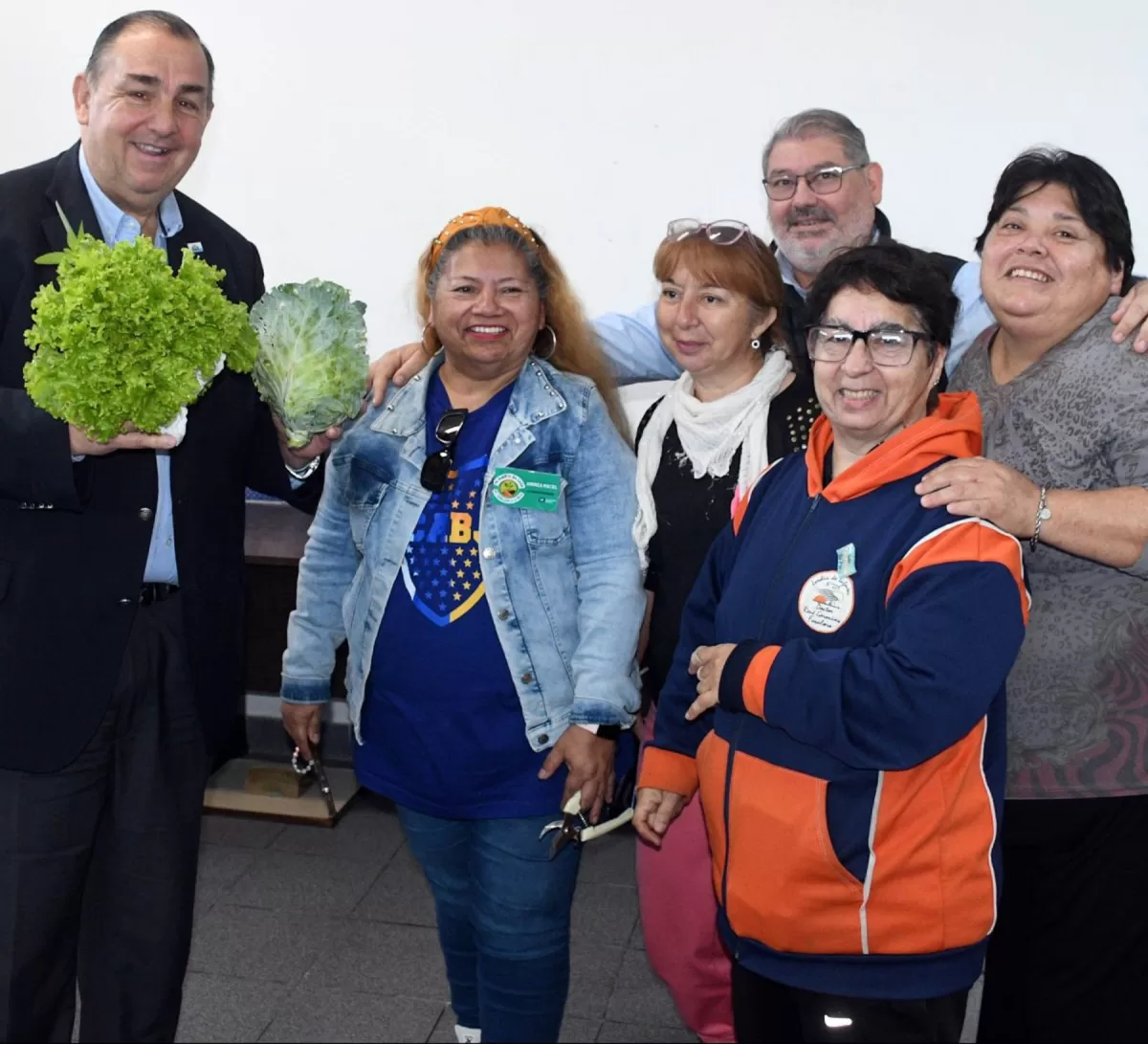La Municipalidad pone a prueba un modelo de huerta comunitaria para replicar en otros centros de salud - MCSF