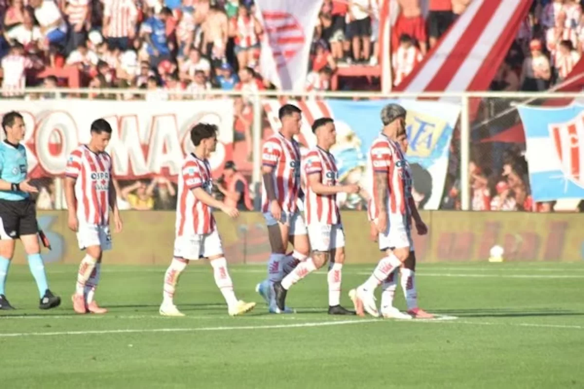 El plantel rojiblanco jugará dos amistosos esta semana.- UNO Santa Fe / José Busiemi